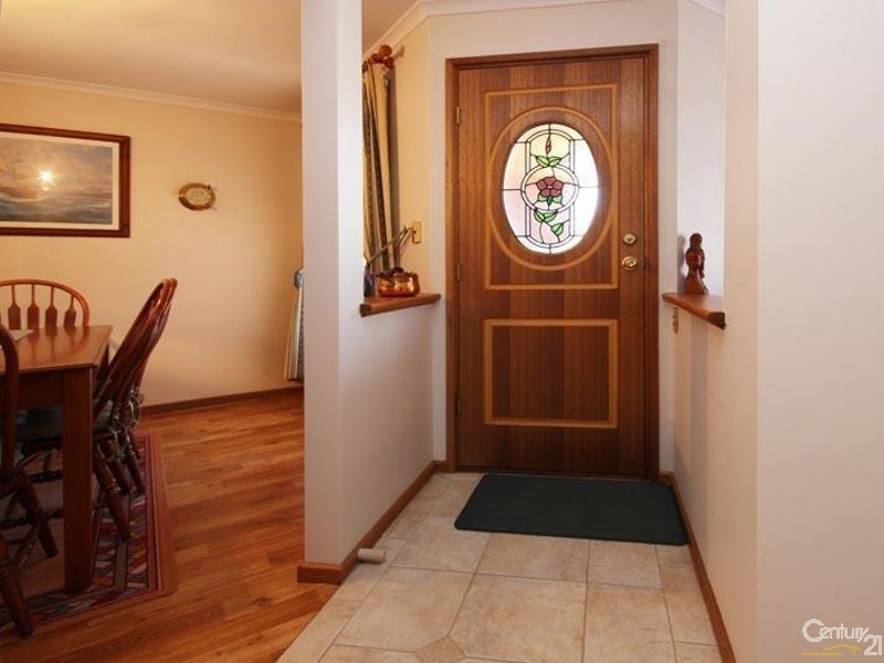 4 Coventry Circuit, Seaford Rise SA 5169