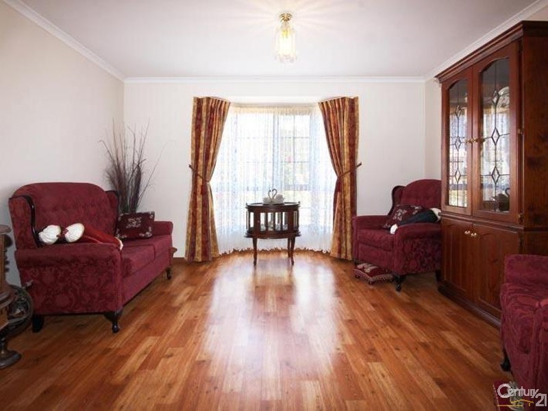 4 Coventry Circuit, Seaford Rise SA 5169