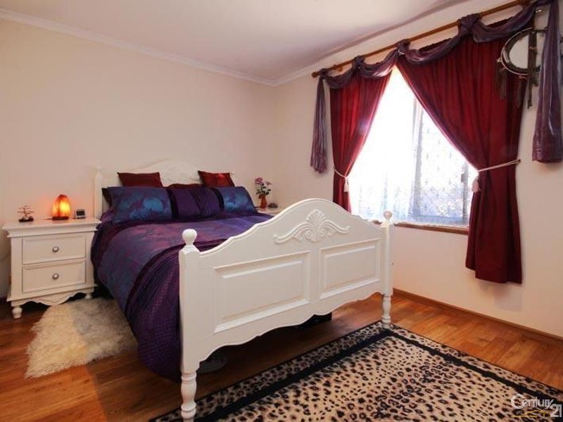 4 Coventry Circuit, Seaford Rise SA 5169