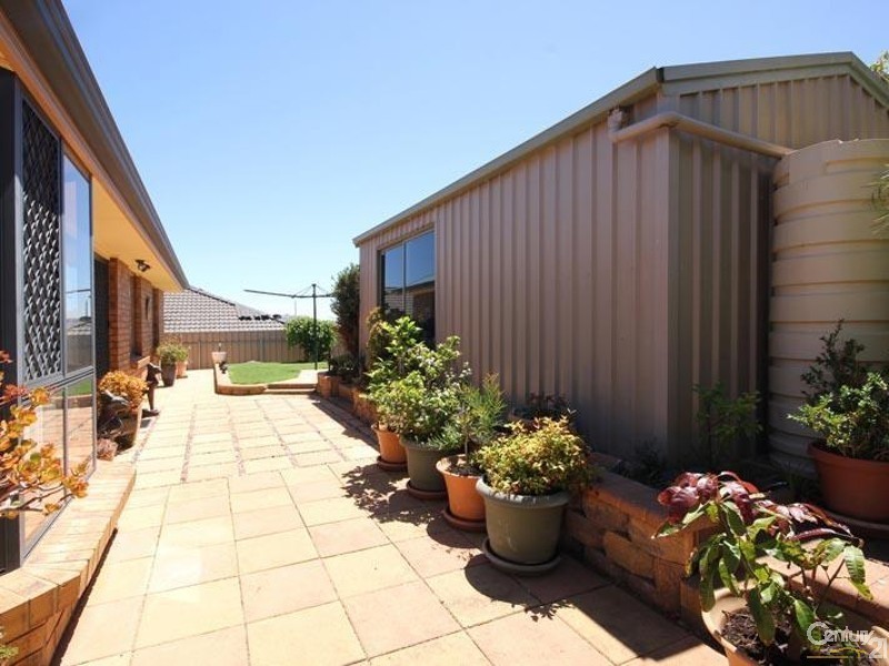 4 Coventry Circuit, Seaford Rise SA 5169