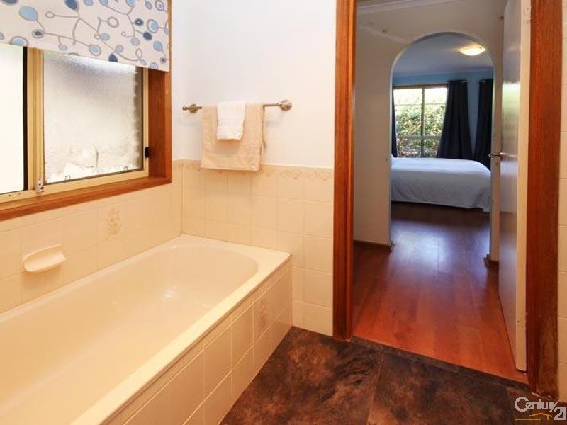 15 Chelmsford Avenue, Onkaparinga Hills SA 5163