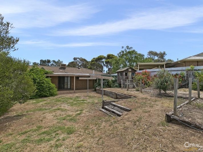 20 Lorne Crescent, Huntfield Heights SA 5163