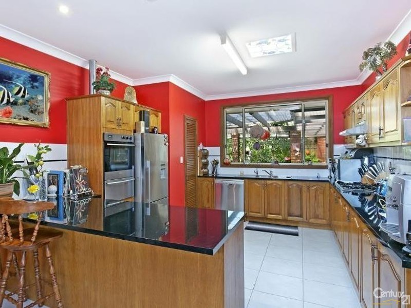 17 Elberry Close, Moana SA 5169