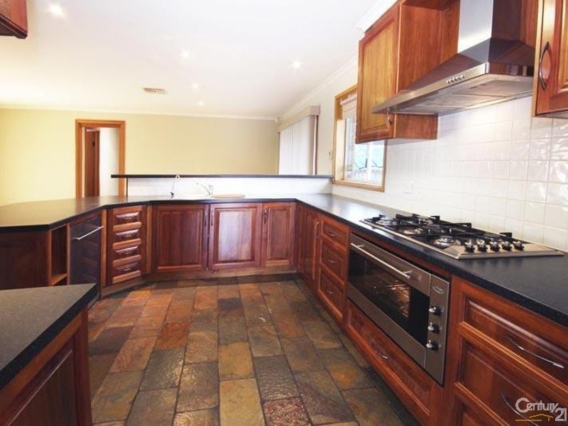 7 Sandler Grove, Aberfoyle Park SA 5159