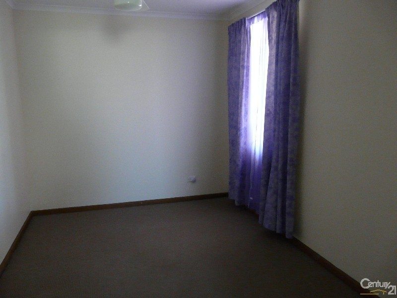 33 Denby Close, Christie Downs SA 5164