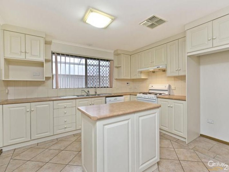 10 Christine Street, Morphett Vale SA 5162