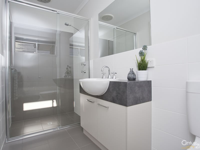 4 Darling Street, Evanston South SA 5116