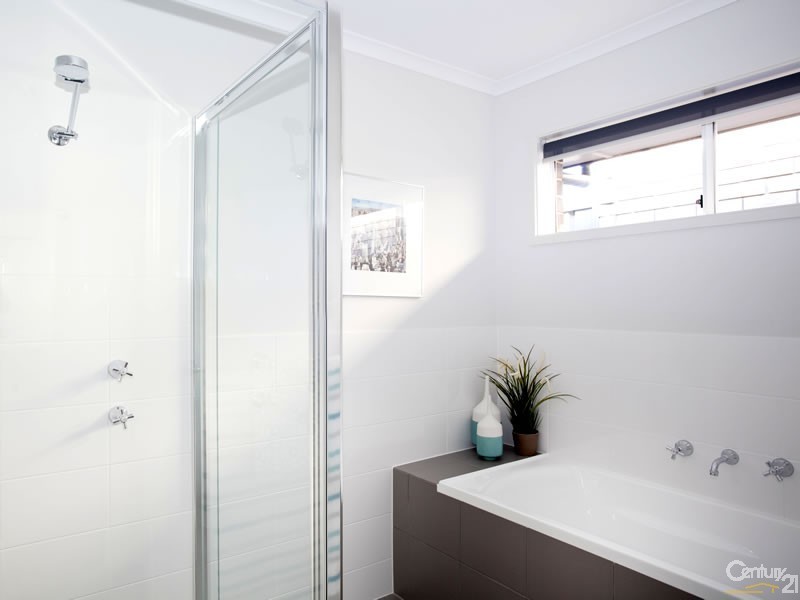 4 Darling Street, Evanston South SA 5116