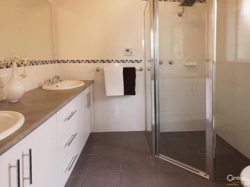 37 Summer Street, Mclaren Flat SA 5171