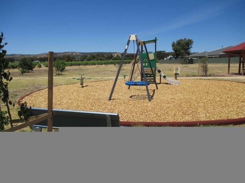 37 Summer Street, Mclaren Flat SA 5171