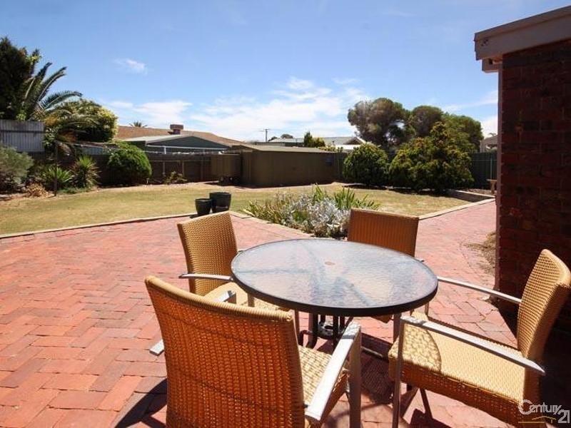 4 Flotilla Street, Seaford SA 5169