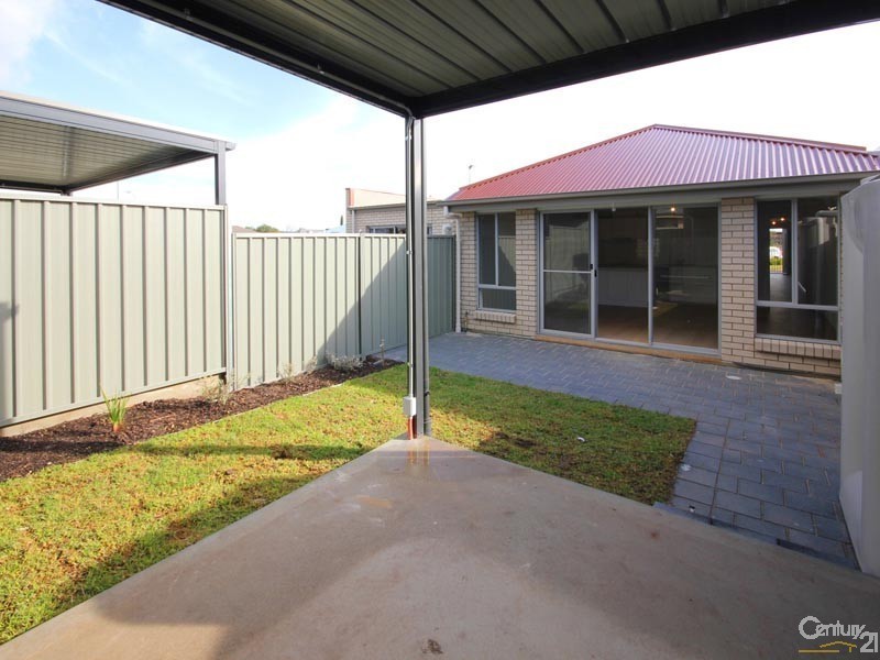 3 Shore Lane, Woodcroft SA 5162