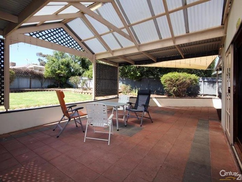 4 Waterview Crescent, O’halloran Hill SA 5158