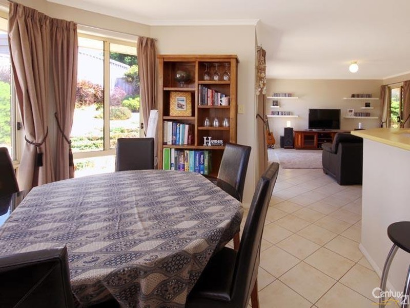 30 Worthing Drive, Sheidow Park SA 5158