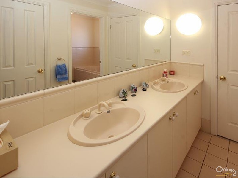 30 Worthing Drive, Sheidow Park SA 5158