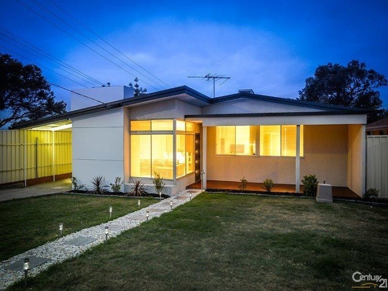 32 Penzance Ave, Christies Beach SA 5165