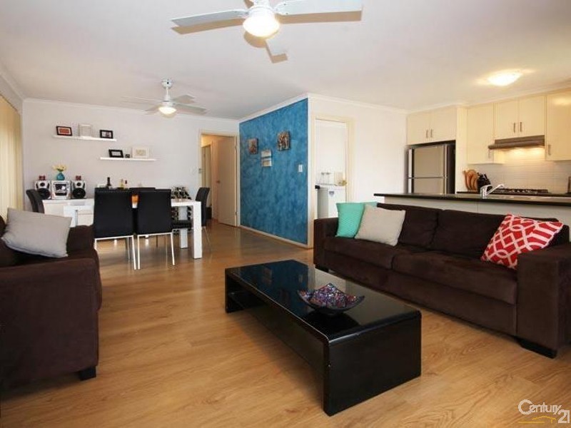 1 Gunn Close, Morphett Vale SA 5162