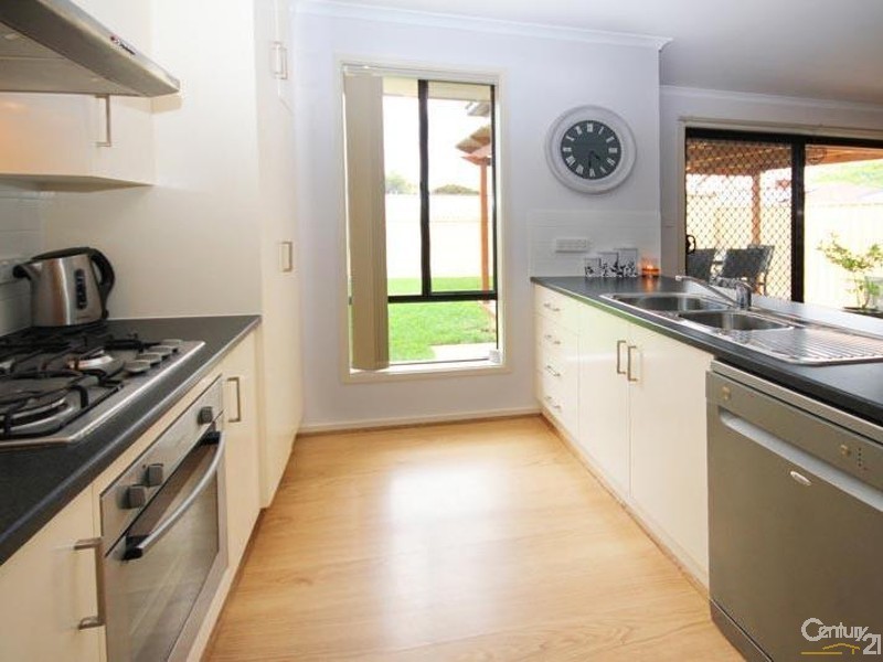 1 Gunn Close, Morphett Vale SA 5162