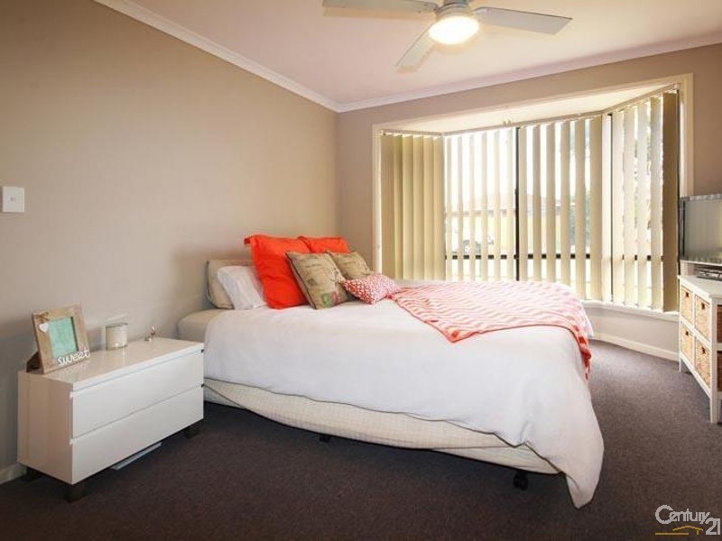 1 Gunn Close, Morphett Vale SA 5162