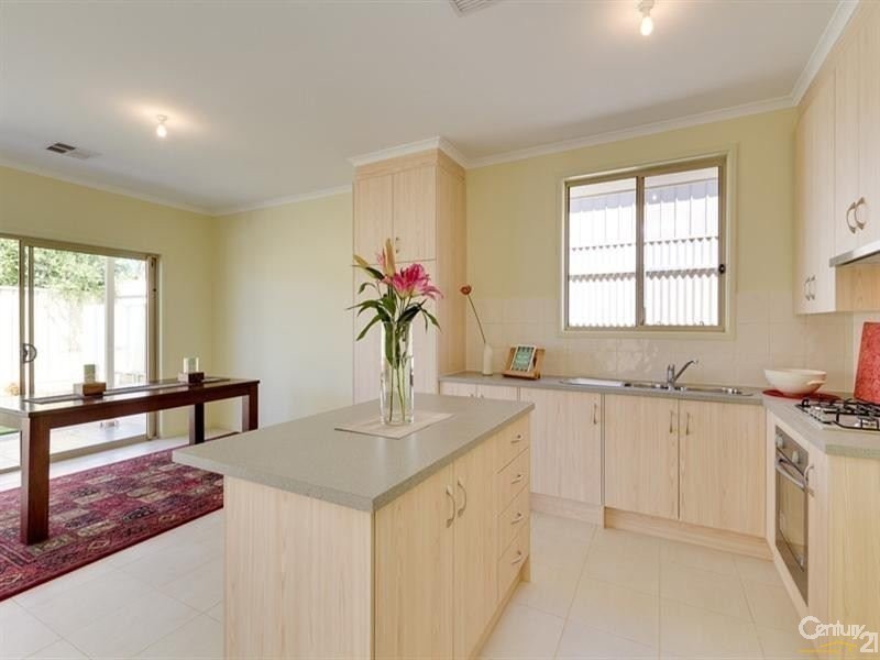 2/13 Dalkeith Avenue, Dover Gardens SA 5048