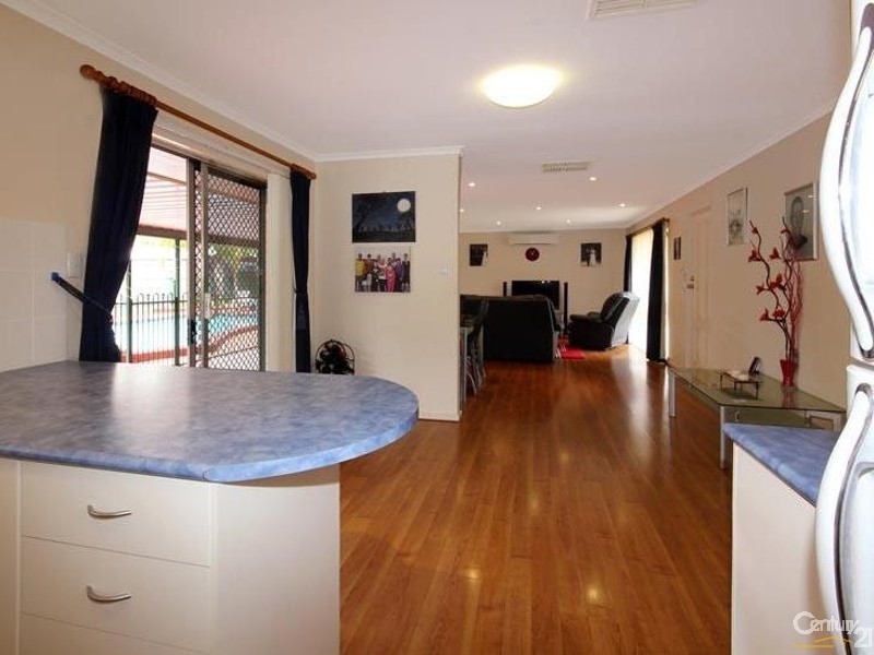 4 Maxine Court, Morphett Vale SA 5162