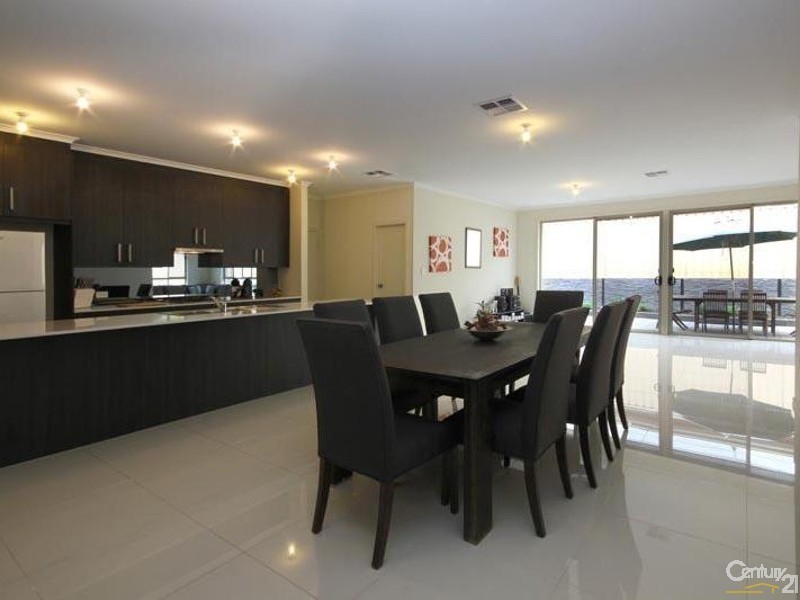 17 Lanyard Road, Seaford Meadows SA 5169