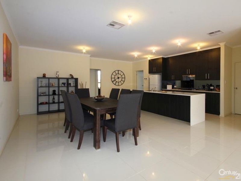 17 Lanyard Road, Seaford Meadows SA 5169
