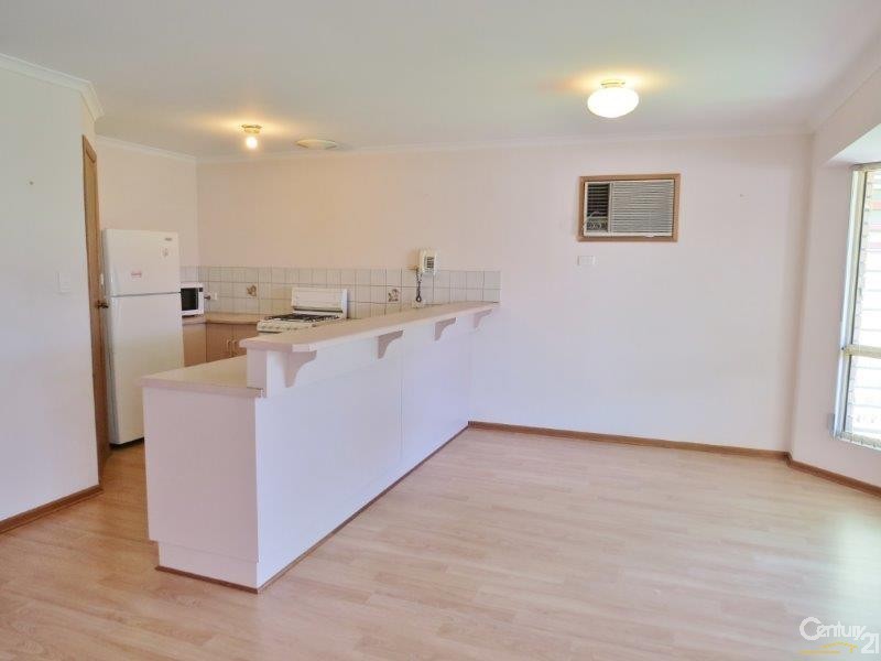 12 Arnold Drive, Mitchell Park SA 5043