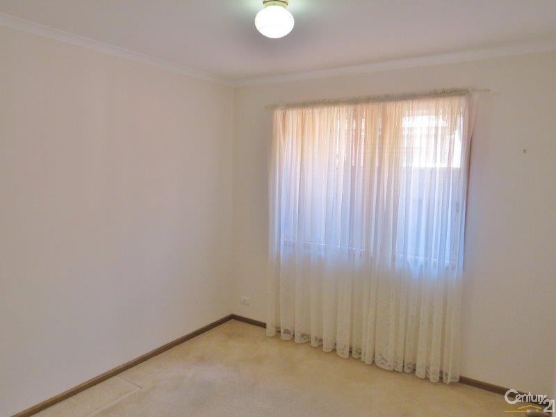 12 Arnold Drive, Mitchell Park SA 5043