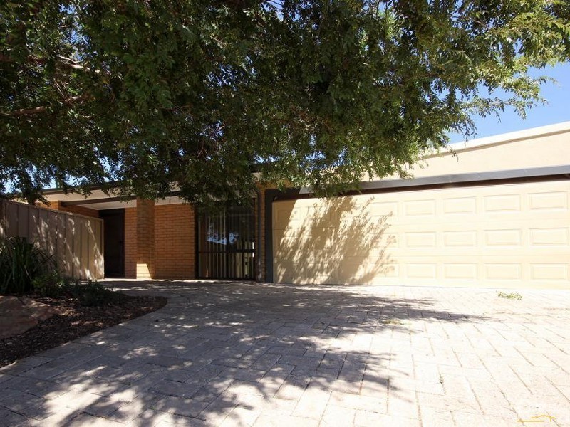 21 Plumtree Crescent, Huntfield Heights SA 5163