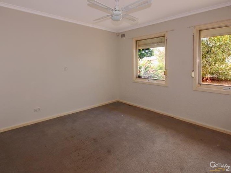 13 Blaise Street, Christie Downs SA 5164