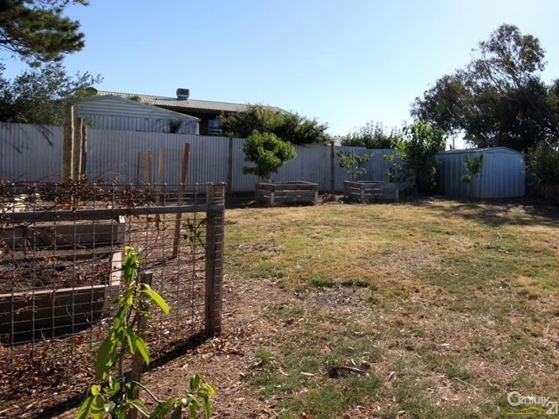 40 Hastings  Avenue, Sellicks Beach SA 5174