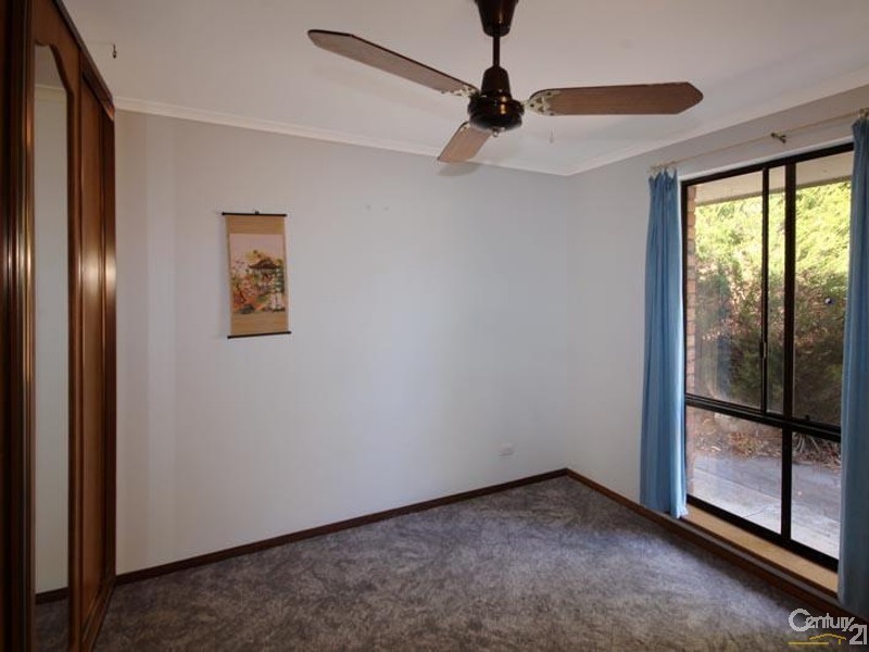 6 Crossing Road, Aberfoyle Park SA 5159