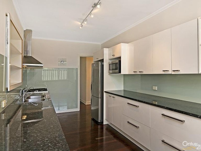 24 Roger Road, Morphett Vale SA 5162