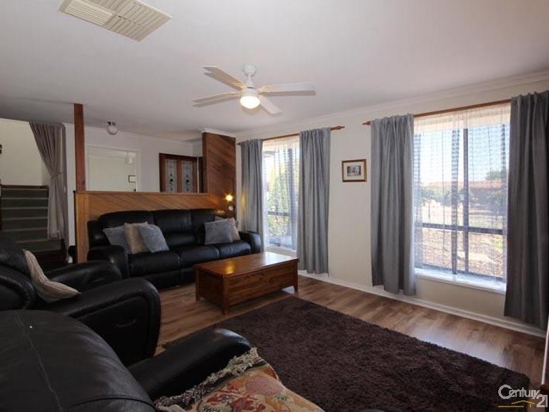 5 Buttercup Grove, Morphett Vale SA 5162