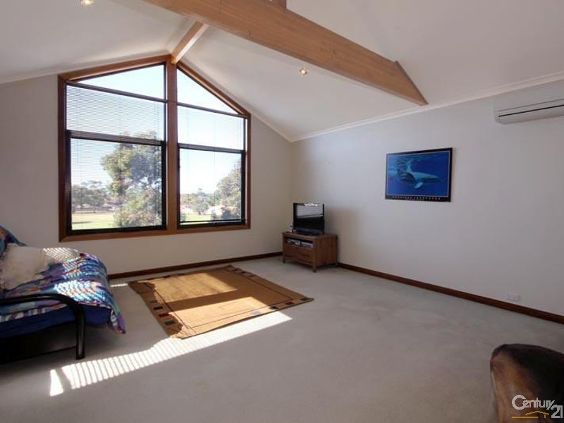 5 Buttercup Grove, Morphett Vale SA 5162