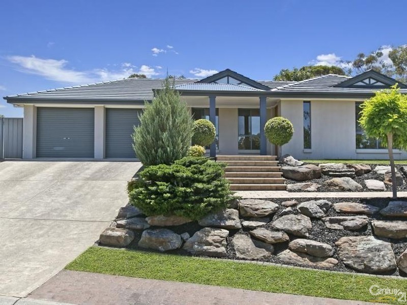 16 Wooding Street, Woodcroft SA 5162