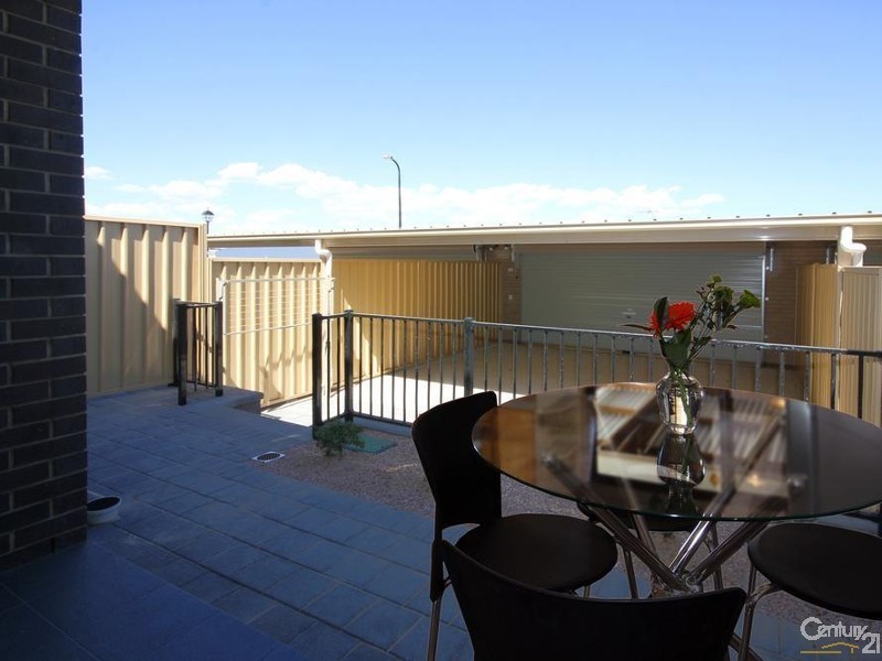 12 Jackstaff Road, Seaford Meadows SA 5169
