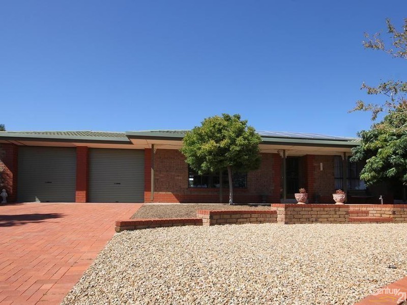 12 Goodrington Way, Moana SA 5169