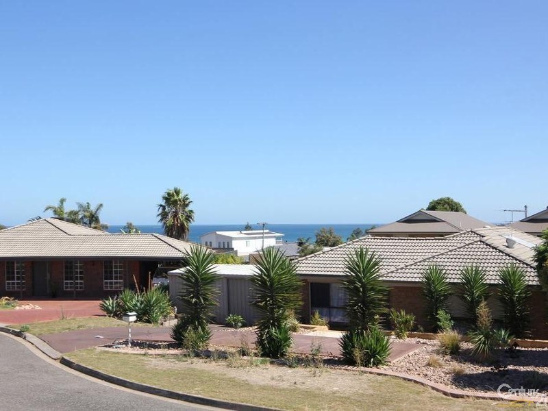 12 Goodrington Way, Moana SA 5169