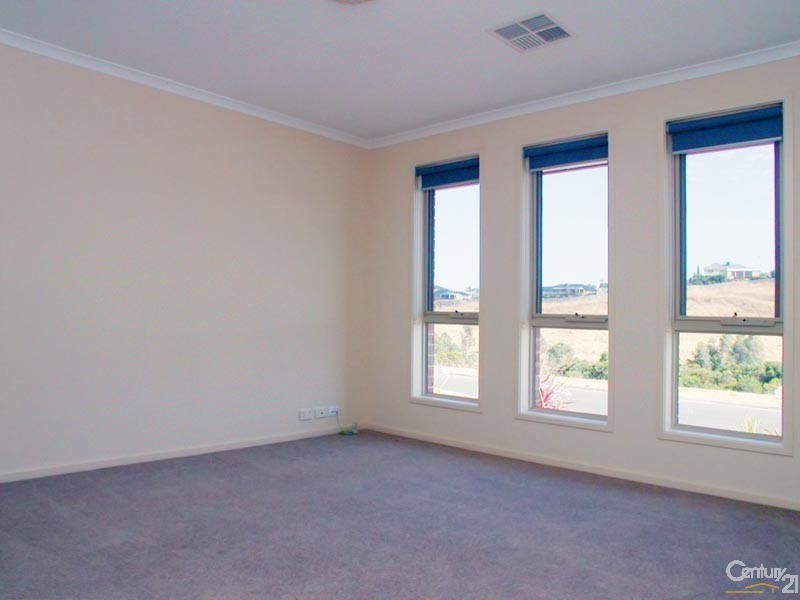 26 Cairns Way, Seaford Rise SA 5169