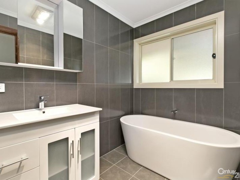 31 Mandalay Drive, Happy Valley SA 5159