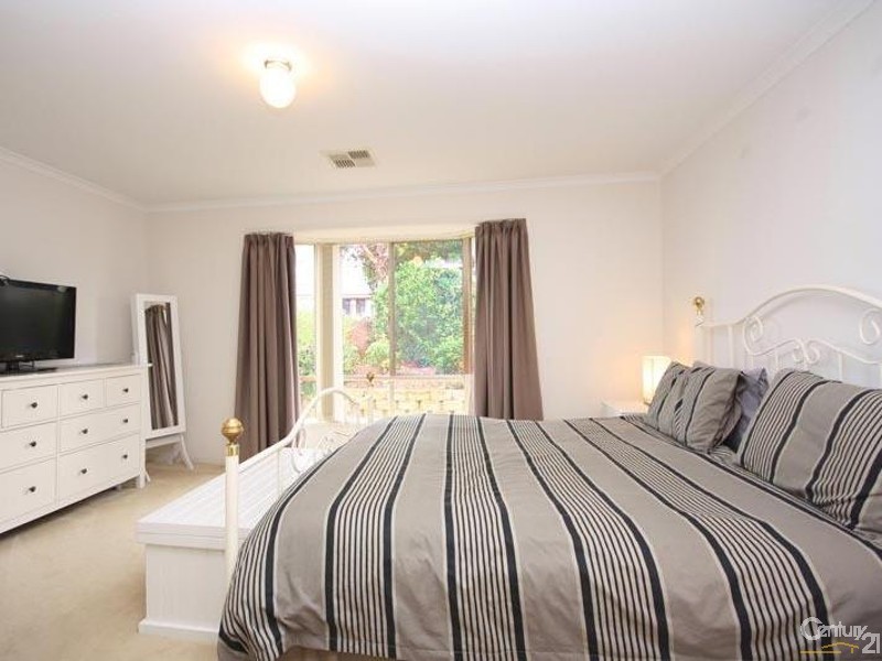 5 Tennyson Drive, Seaford Rise SA 5169