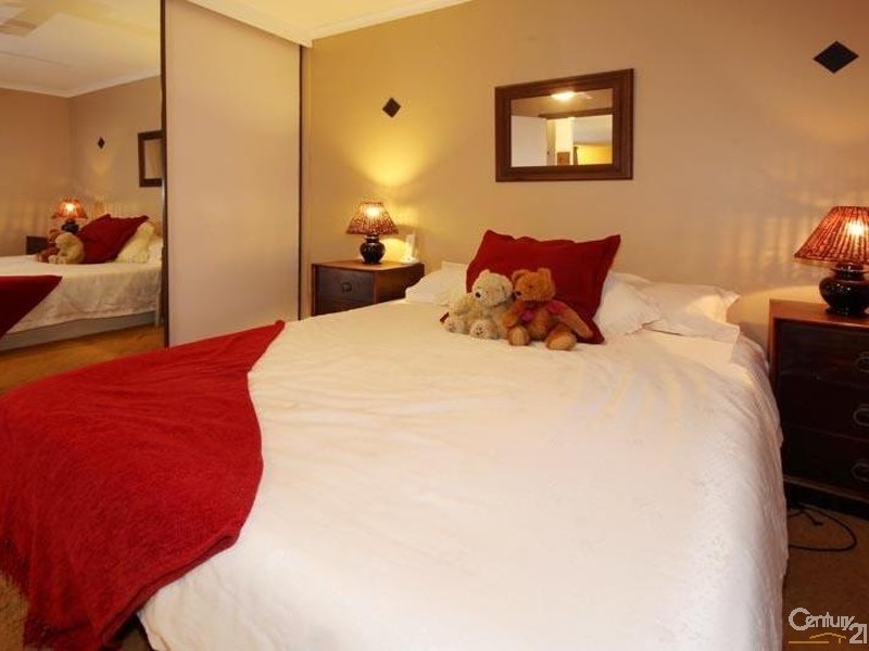 22 Itala Crescent, Hackham West SA 5163