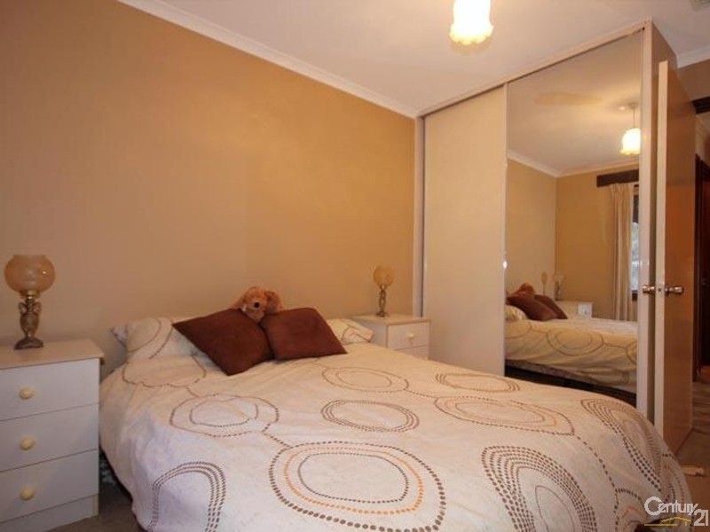 22 Itala Crescent, Hackham West SA 5163