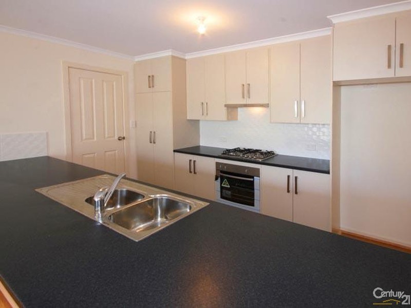 28 Harbourview Road, Hackham West SA 5163