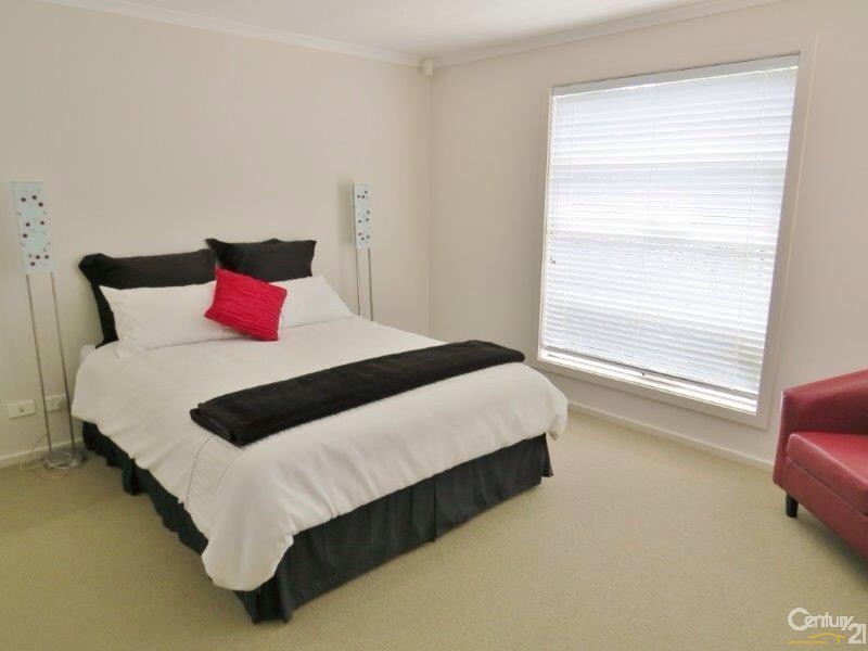 17 Flag Street, Seaford Meadows SA 5169