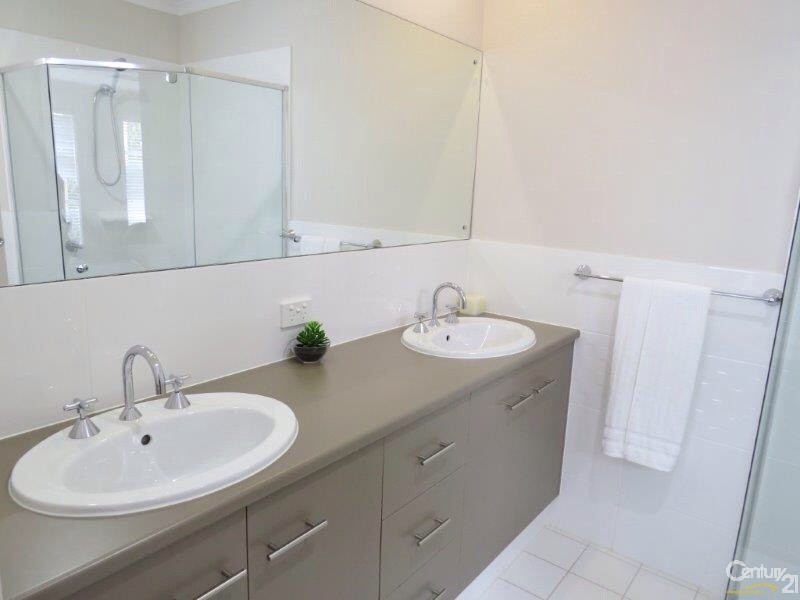 17 Flag Street, Seaford Meadows SA 5169