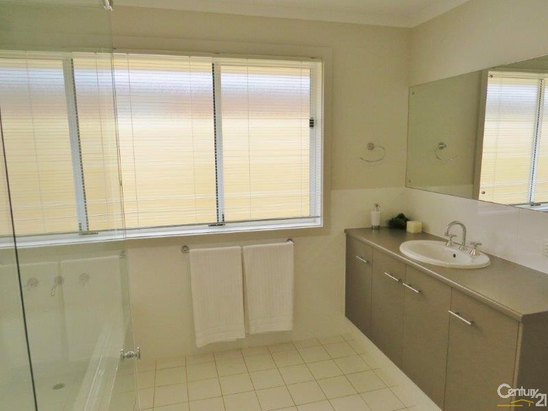 17 Flag Street, Seaford Meadows SA 5169