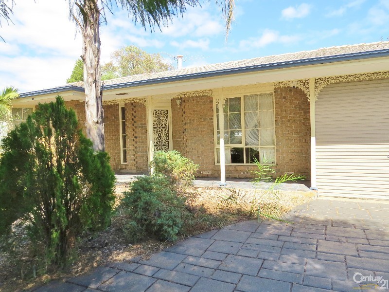 6 Dewar Court, Christie Downs SA 5164